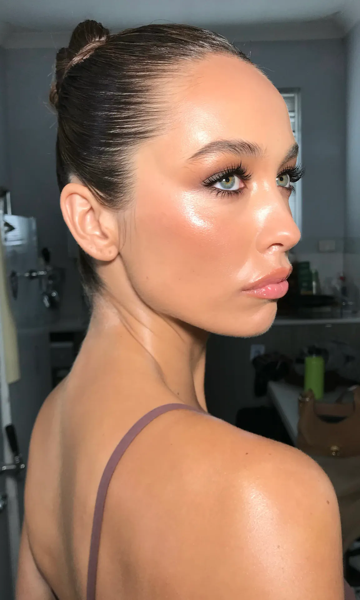 Detailed modern beauty makeup created by Mia Connor